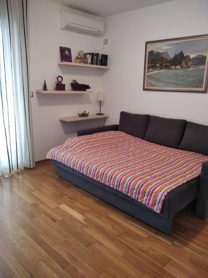 Apartmani Petrovac Na Moru المظهر الخارجي الصورة