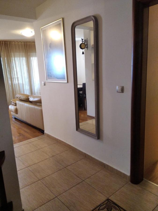 Apartmani Petrovac Na Moru المظهر الخارجي الصورة